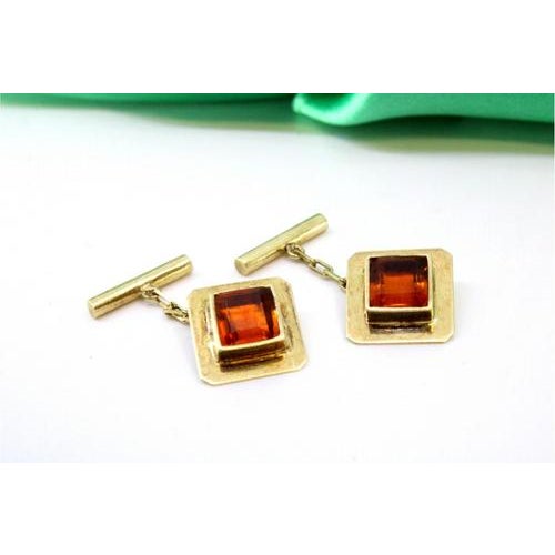 Square Cufflinks in Yellow Gold with Orange Tanzanites, Set of 2 For Sale - Image 6 of 6