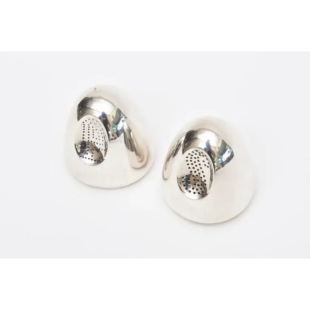 Antonio Pineda Mid Century Modern Antonio Pineda Modernist Sterling Silver Salt and Pepper Shakers Pair Of For Sale - Image 4 of 9
