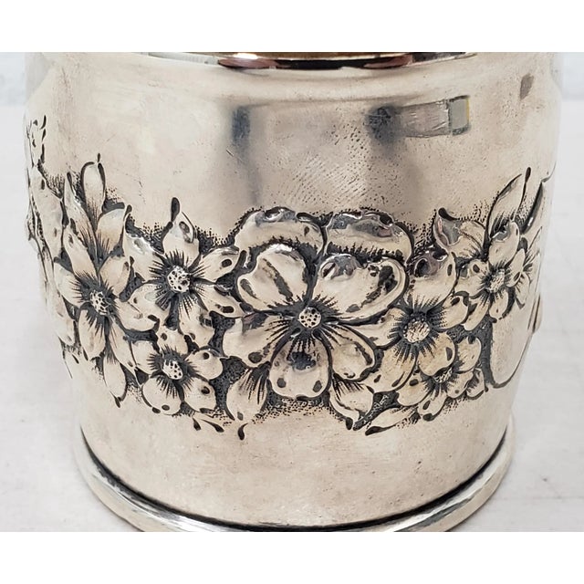 Traditional Late 19th Century Sterling Silver Christening Cup W/ Floral Pattern C.1895 For Sale - Image 3 of 11