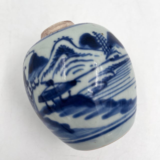 Chinoiserie Antique Chinese Petite Blue and White Ginger Jar For Sale - Image 3 of 12
