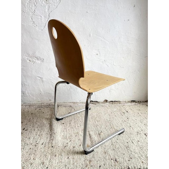 1980s Mid-Century Modern Stacking Chair in Bentwood and Chrome, France, 1980s For Sale - Image 5 of 13