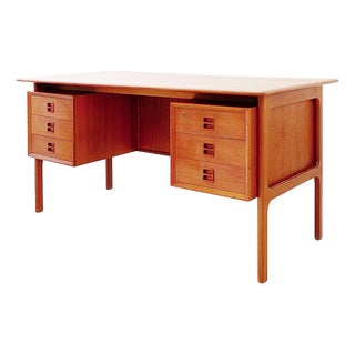 Mid-Century Modern Danish Teak Desk by Erik Brouer for Brouer Furniture Factory, 1960s For Sale