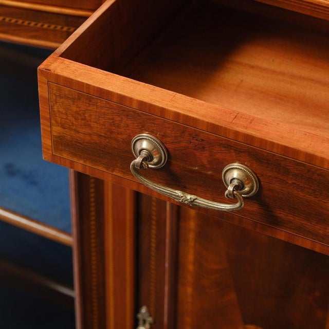 Edwardian Display Cabinet, England, 1900 For Sale - Image 6 of 9