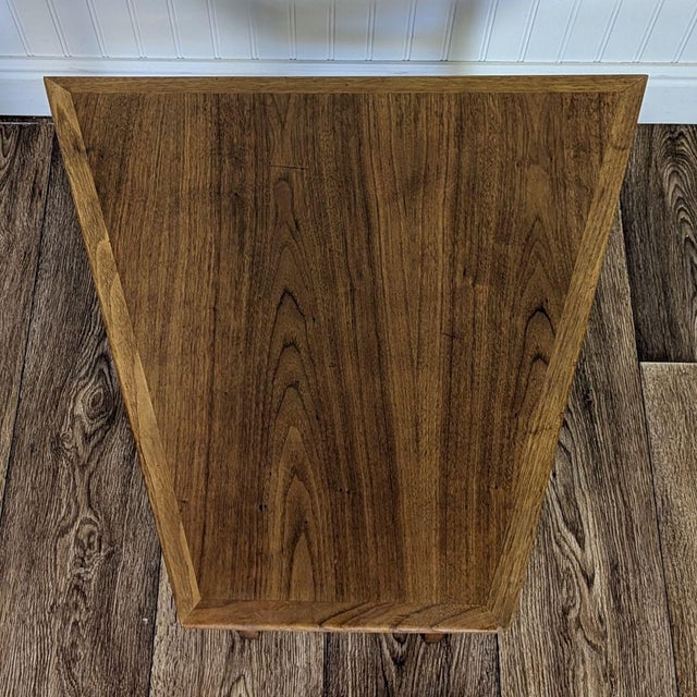 Small Vintage Mid-Century Modern Walnut Low Side Table / Cocktail Table For Sale - Image 11 of 11