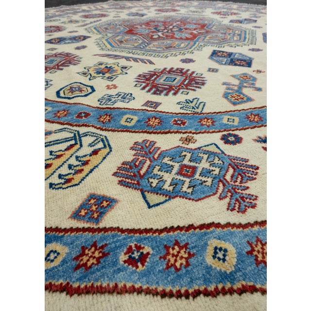 Early 21st Century Oriental Hand Knotted Round Rug 8'4" x 8'2" #17100 For Sale - Image 5 of 8