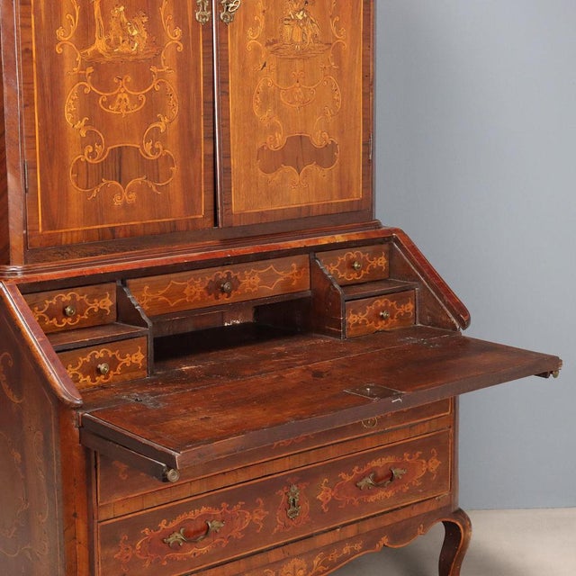 Brown Antique Trumeau in Walnut with Maple Inlays For Sale - Image 8 of 16