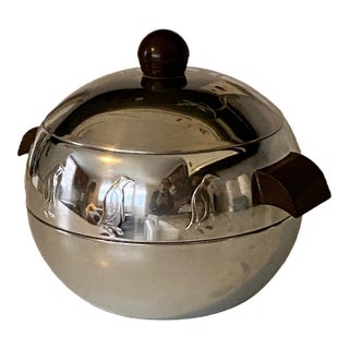 Mid-Century Modern West Bend Penguin Hot Cold Ice Bucket For Sale