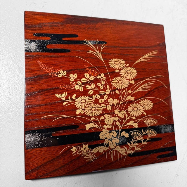 Small Japanese Keyaki Wood with Gold Decoration, 1970s For Sale - Image 10 of 14