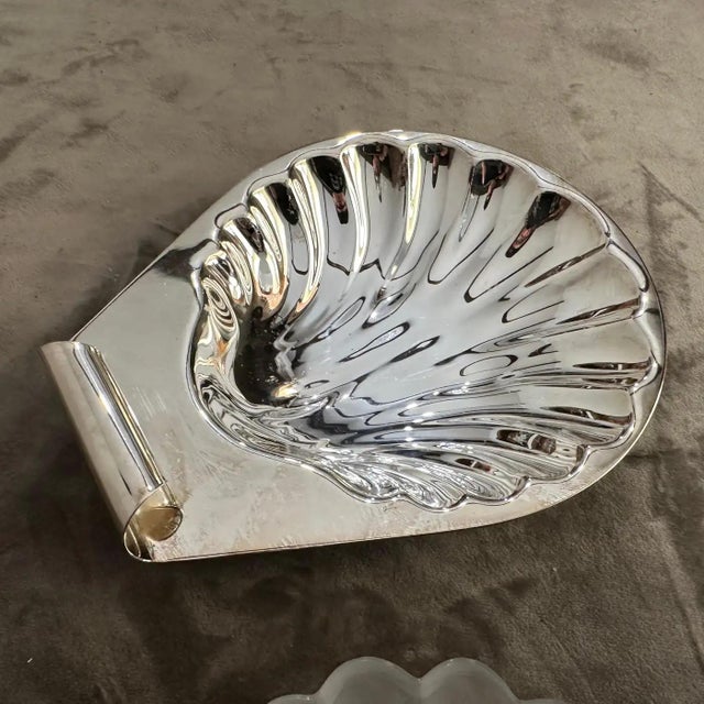 Silver 1990s Modern Silver Plated and Glass Shell Plate by Lino Sabattini For Sale - Image 8 of 9