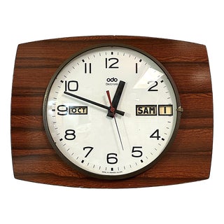 Odo Electronic Wall Clock with Calendar, France, 1970s For Sale