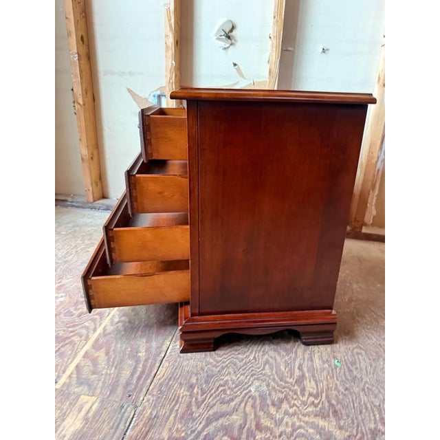 Pair of Late 20th Century Chippendale Four-Drawer Nighstands by Null For Sale - Image 9 of 15