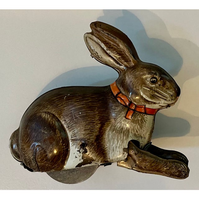 Lithographed Tinplate Clockwork Bunny Rabbit or Hare by the Automatic Toy Co. Staten Island, New York Circa 1930 For Sale - Image 12 of 18