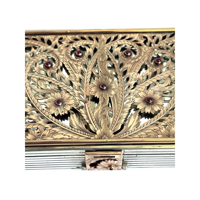 Oversized Vintage French Silver Compact Case by Boucheron For Sale - Image 15 of 17