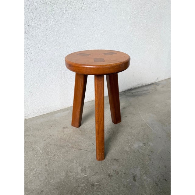 Frencg Elm Tripod Stool, 1960s For Sale - Image 12 of 12