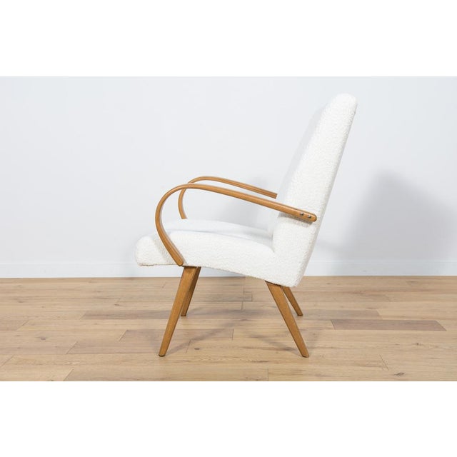 Wood Model 53 Armchair by Jaroslav Smidek for Ton, 1960s For Sale - Image 7 of 17
