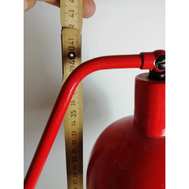 Black Minimalist Red Desk Lamp, Italy, Mid-20th Century For Sale - Image 8 of 12