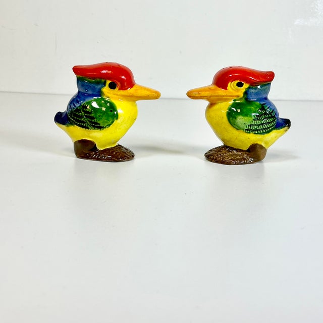 1950s Vintage Coastal Boho Chic Sanderling Shore Bird Salt & Pepper Shakers - A Pair For Sale - Image 4 of 14