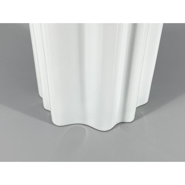 Large Porcelain Floor Vase Tavola Argos by Hutschenreuther, 1990s For Sale - Image 4 of 14
