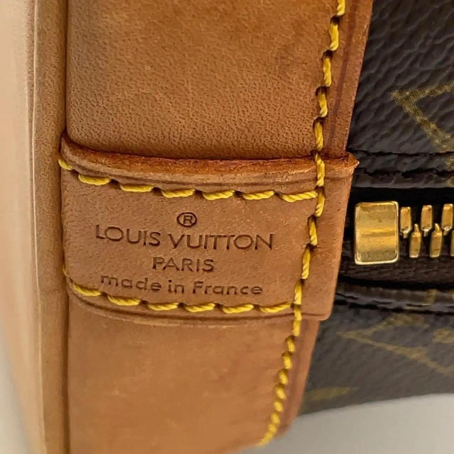 A Late 20th Century Louis Vuitton Monogram Canvas Alma Hand-Bag For Sale - Image 14 of 16