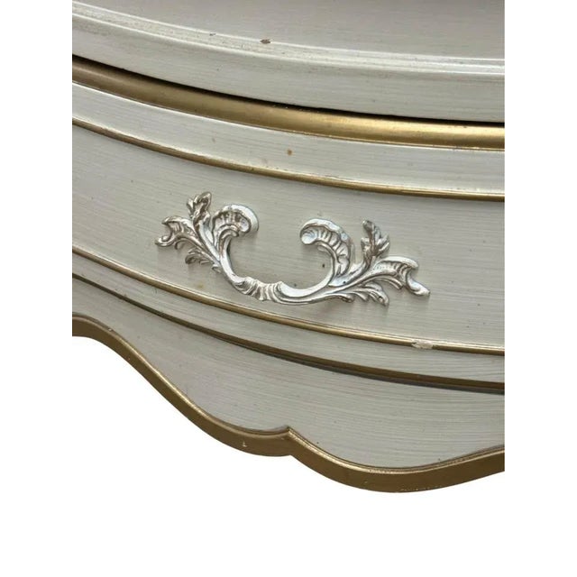 Vintage Mid-Century Rhone Off-White (Cream) & Gold French Provincial 1 Drawer Nightstands - A Pair For Sale - Image 11 of 11
