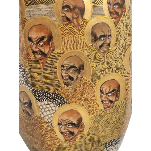 Large Japanese Meiji Satsuma Vase with 1000 Arhats and Dragon Motif from Hotoda For Sale - Image 12 of 15