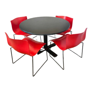 1980s Handkerchief Chairs With Matching Table by Massimo & Lella Vignelli for Knoll International - 5pcs