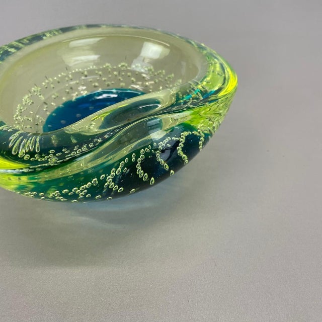 Large Murano Glass Bubble Yellow Bowl, Italy, 1970s For Sale - Image 9 of 18