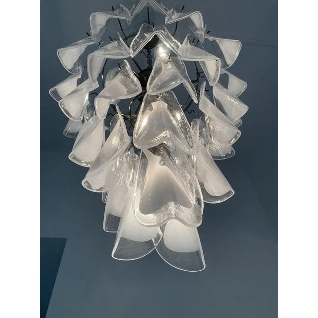 Contemporary Sella Chandelier in Murano Glass from Simoeng For Sale - Image 3 of 9