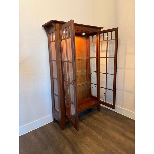 Wood 1990s Ethan Allen American Impressions Display Cabinet For Sale - Image 7 of 15