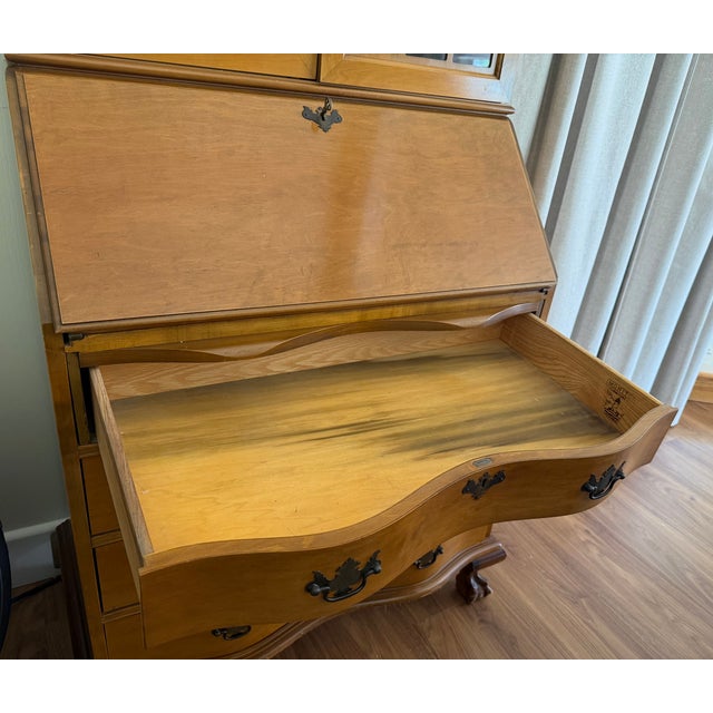 1940s 1940s Secretary Desk / Bureau Bookcase – Monitor Furniture Co For Sale - Image 5 of 5