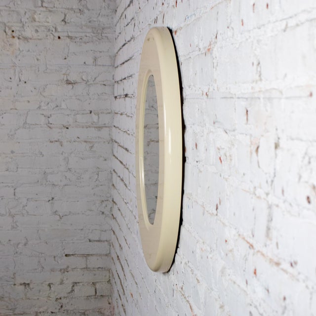 Late 20th Century Modern Wall Mirror W/Round Off White Plastic Frame For Sale - Image 14 of 18