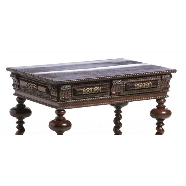 Small portuguese buffet 19th century in rosewood in rosewood wood, shaky friezes, turned legs and beams, bronze fittings....