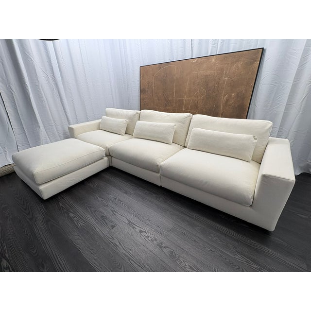 Rh Lugano Modular 4-Piece Sectional | Italy | Down | Performance Linen Weave – Natural For Sale - Image 15 of 18