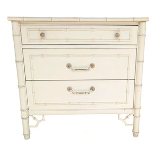 Vintage Thomasville Allegro Faux Bamboo 3-Drawer Chest With Fretwork, Original Finish For Sale
