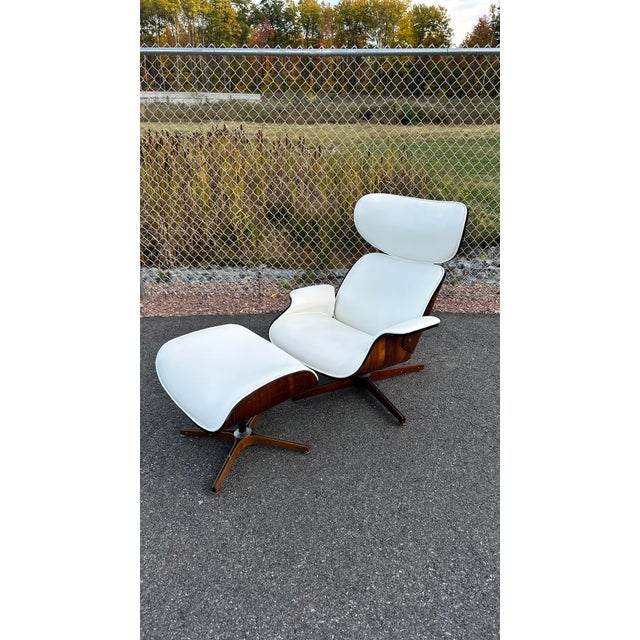 White Plycraft Mr Chair by George Mulhauser For Sale - Image 8 of 10