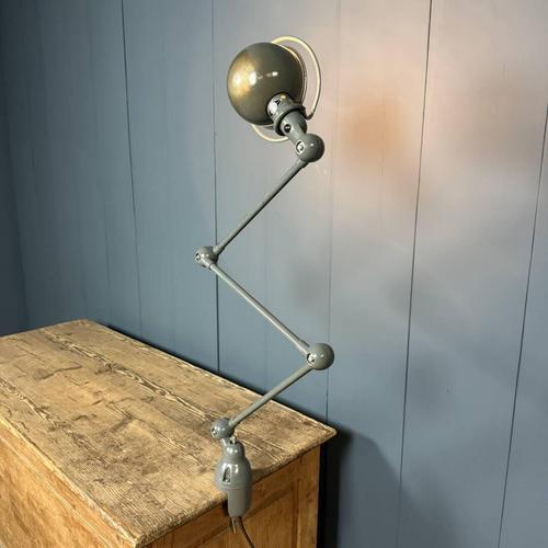 Dark Grey 3-Arm Table Clamp Lamp from Jielde, 1950s For Sale - Image 6 of 18