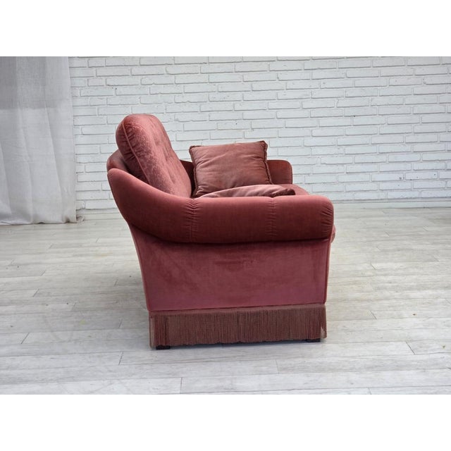 1980s Scandinavian 2-Seater Sofa in Pink Furniture Velour, 1980s For Sale - Image 5 of 17