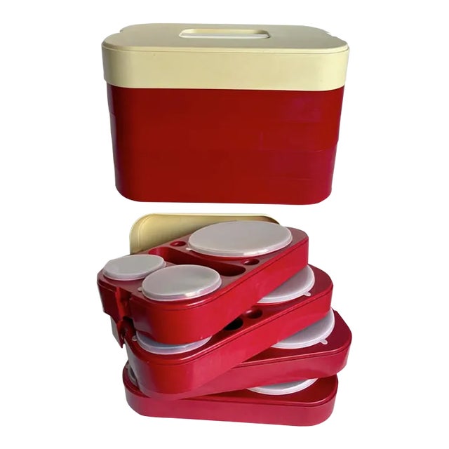 1960's Retro Hampa Red Stacking Plastic Picnic Box for 4 For Sale