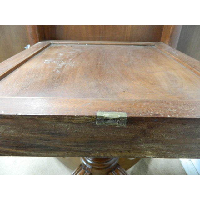 Mahogany Tilt Top Loo Table, 1890s For Sale - Image 12 of 15