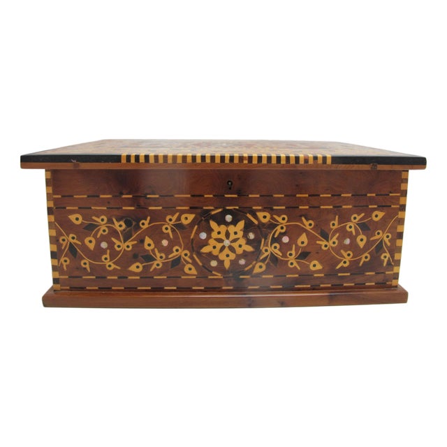 Moroccan Thuya Burl Wood Marquetry Mother of Pearl Inlaid Jewelry Lock Box For Sale