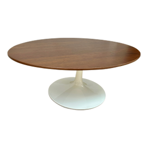 1960s Walnut Topped Oval Coffee Table Attributed to Eero Saarinen
