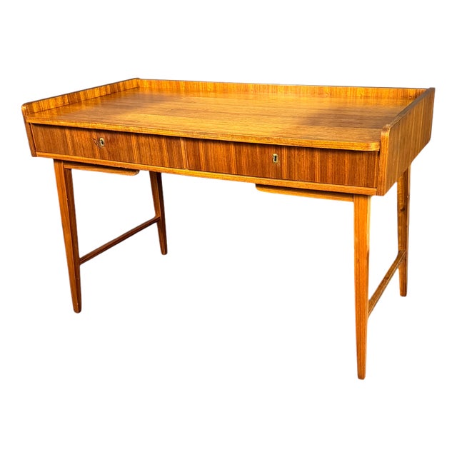 German Desk from VEB Deutsche Werkstätten Hellerau, 1930s For Sale