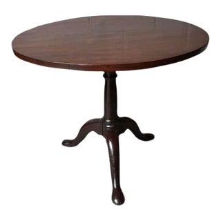 Early 19th Century Mahogany Tilt-Top Table. For Sale