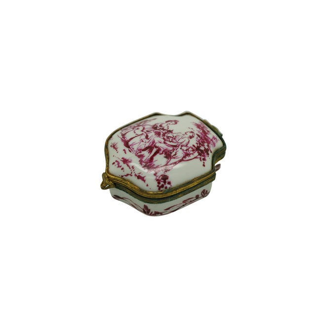 Victorian Antique Victorian Porcelain Brass Mount Courting Couple Pill Box 2" For Sale - Image 3 of 13