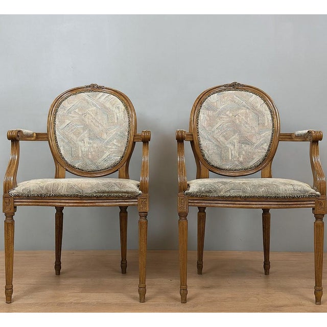 Wood Louis XVI Armchairs with Medallion Backs, 1920s, Set of 2 For Sale - Image 7 of 7