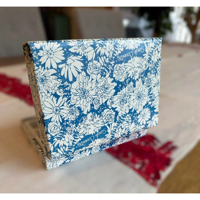 Late 20th Century Late 20th Century Sarah Coventry Jewelry Earring Box For Sale - Image 5 of 6