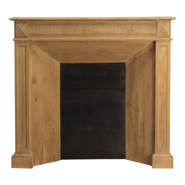 Antique French Fireplace Mantel in Molded Oak, 1890 For Sale