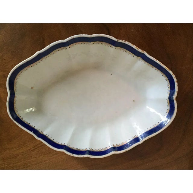 18th Century Chinese Export Porcelain Blue & White Lozenge Shape Dishes - A Pair For Sale In New York - Image 6 of 11