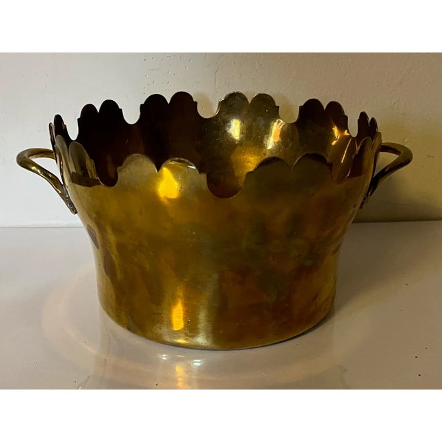 Antique 19th Century French Brass Round Monteith Verrier Rafraichissoir or Planter Jardiniere Cachepot For Sale In New York - Image 6 of 10