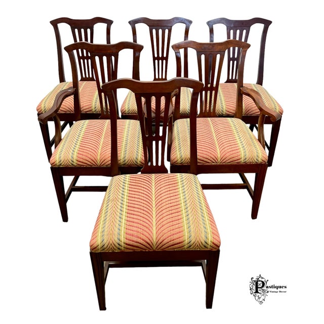 Vintage Traditional American Style Solid Mahogany Dining Chairs Set